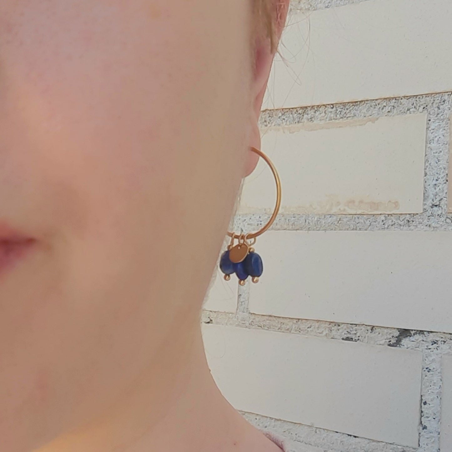 Pendientes de Lapislázuli con aro dorado