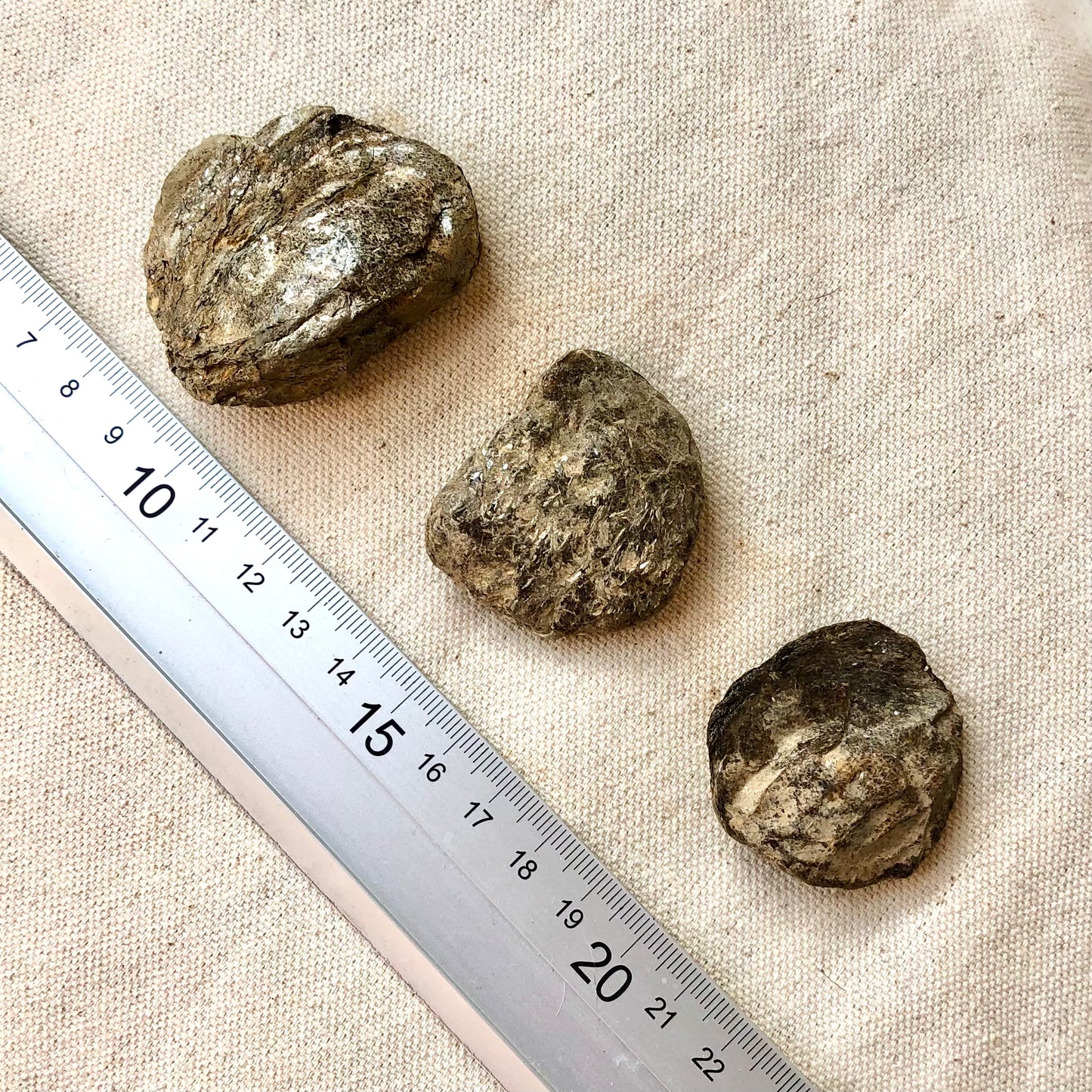 Mica Moscovita en bruto