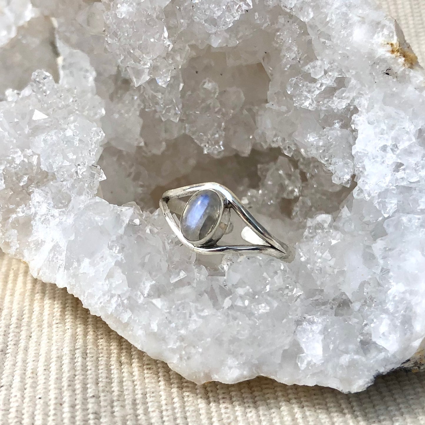 Anillo Piedra Luna y Plata de Ley - Ajustable