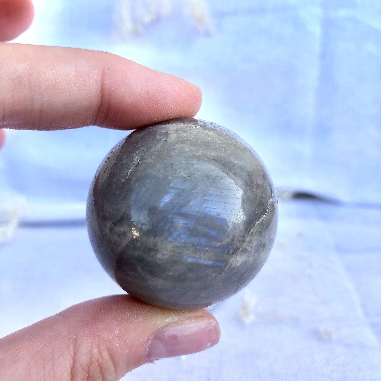 Esfera de Labradorita gris